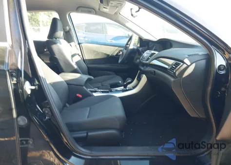 2017 Honda Accord Lx z USA, uszkodzony, nr VIN 1HGCR2F33HA288586